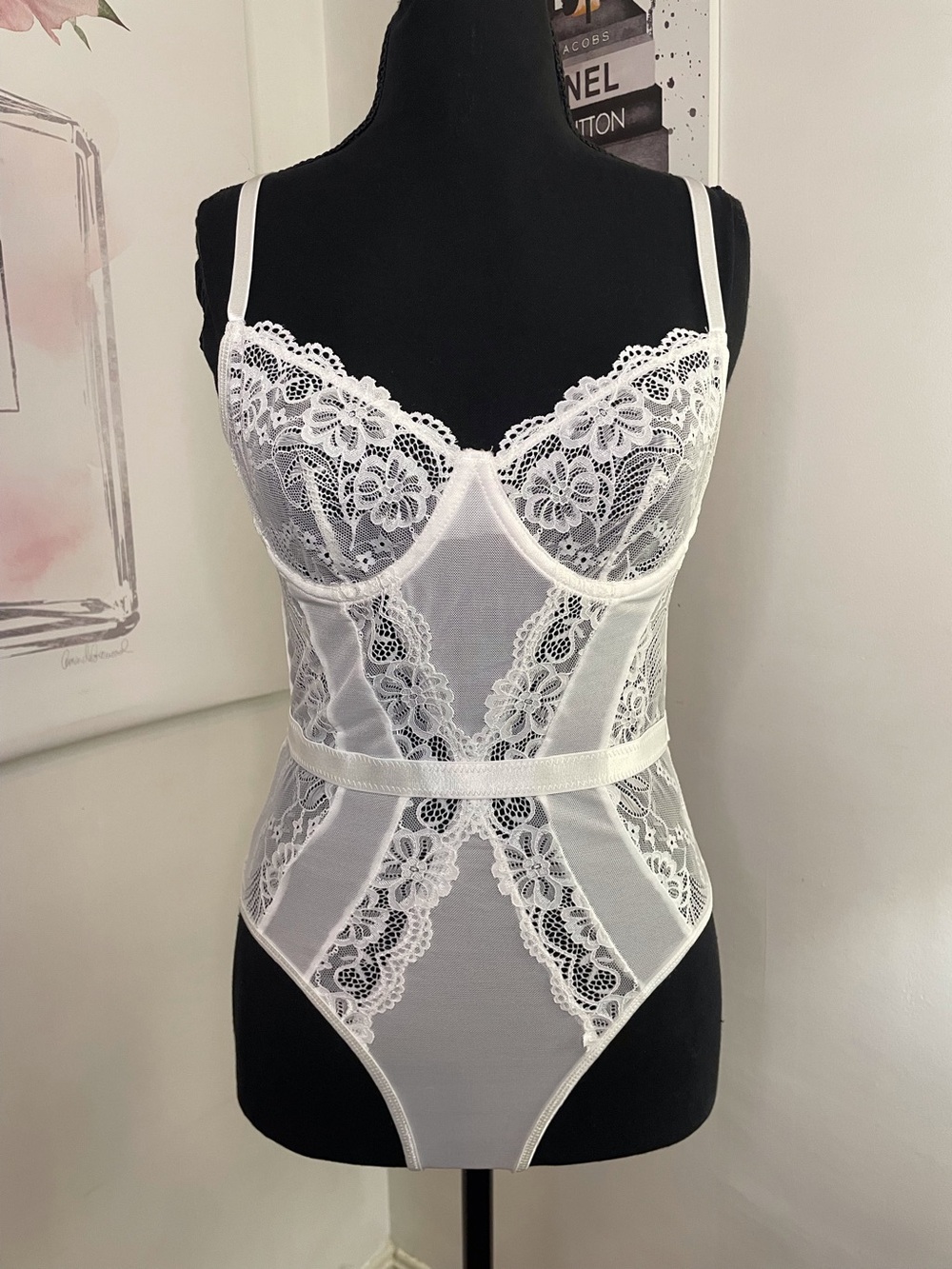 Avidlove Lace & Mesh Bodysuit with Underwire Size S White